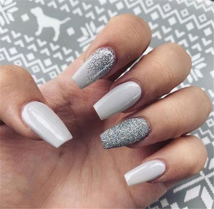 Stylish Winter Acrylic Coffin Nail Designs To Copy Right Now; Winter Nails; Winter Acrylic Nails; Acrylic Nails; Coffin Nails; Acrylic Coffin Nails; Winter Coffin Nails; Winter Nails; #winternails #coffinnails #acryliccoffinnails #wintercoffinnails #nails #naildesign #stylishnails #acrylicnails