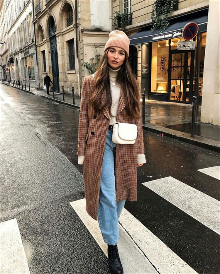Chic And Cool Winter Street Outfits To Make You Look Like A Superstar; #Winter Outfits; #Fall Outfits; #Trendy Winter Outfits; #Chic Casual Outfits; #Casual Outfits; #Winter Casual Outfits; #School Girl; #Outfits; #Winter Coat; #Street Outifts; #Winter Street Outfits; #trajes de invierno; #зимние наряды; #tenues d'hiver
