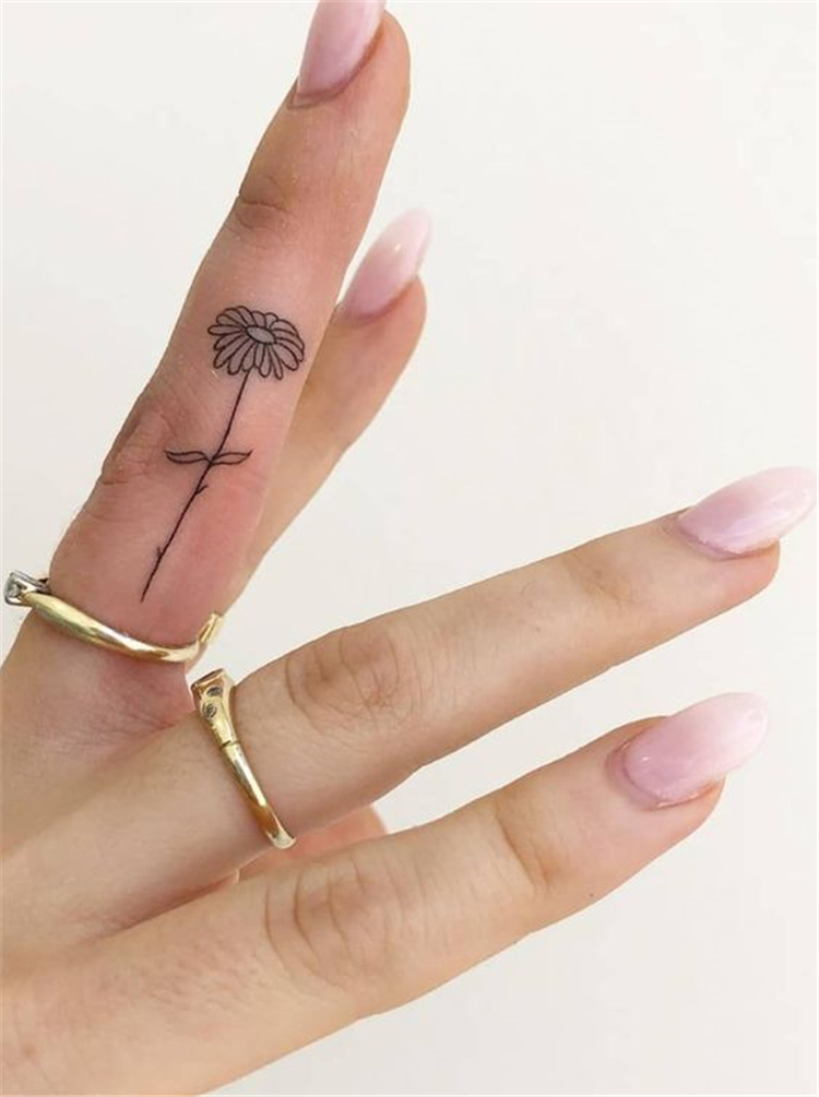 40 Tiny Yet Gorgeous Finger Tattoo Ideas You Must Love  Cute Hostess  