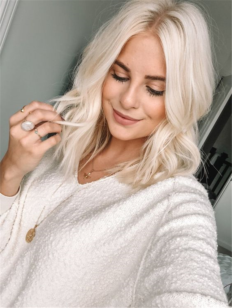 Gorgeous Platinum Blonde Hair Colors And Styles For You; Platinum Blonde Hair; Platinum Blonde; Blonde Hair; Hair Colors; Hair Colors And Styles; Platinum Blonde Hair Colors; Fall Hair Color; Fall Platinum Blonde Hair;