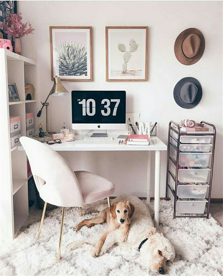 Chic And Comfy Study Room Decoration Ideas You Would Love To Have; Study Room Decoration; Study Room; Study Room Design; Study Room Decor; Chic Study Room; Comfy Study Room; #studyroom #studyroomdecoration #studyroomdesign #homedecor #homedesign