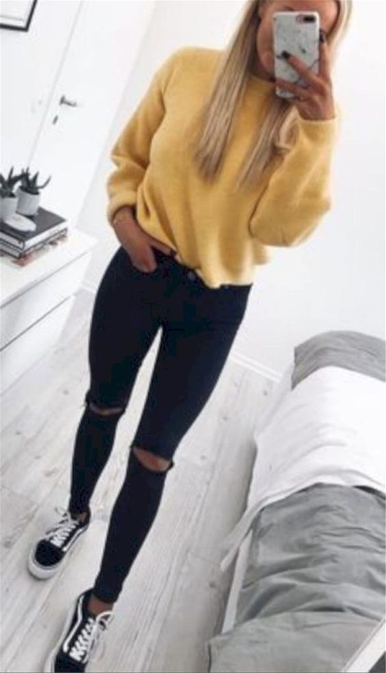 Cute And Trendy Spring Outfits Ideas For School; School Outfits; Spring Outfits; Trendy Spring Outfits; School Casual Outfits; Casual Outfits; Spring Casual Outfits; School Girl; Outfits;