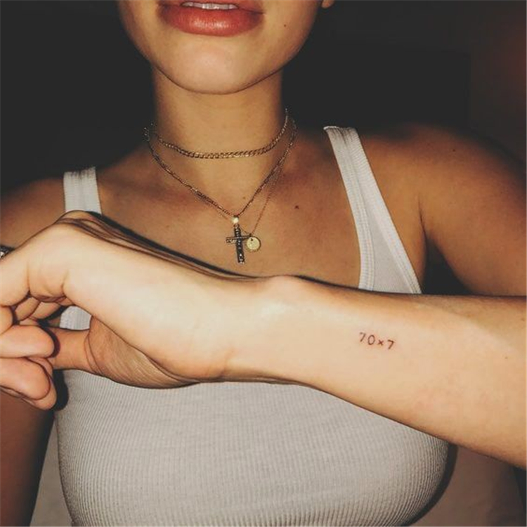 60 Tiny Yet Gorgeous Meaningful Tattoo Designs You Must Try Page 23 Of 60 Cute Hostess For Modern Women