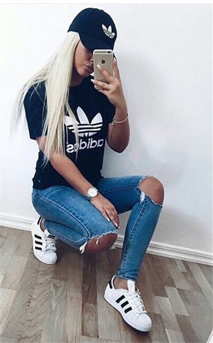 Chic And Casual Back To School Outfit Ideas For This Summer; Back To School Outfit; School Outfit; Teen Outfits; Teen Back To School Outfit; Chic Outfits; Casual Outfits; School Outfit Ideas; Summer Back To School Outfits;