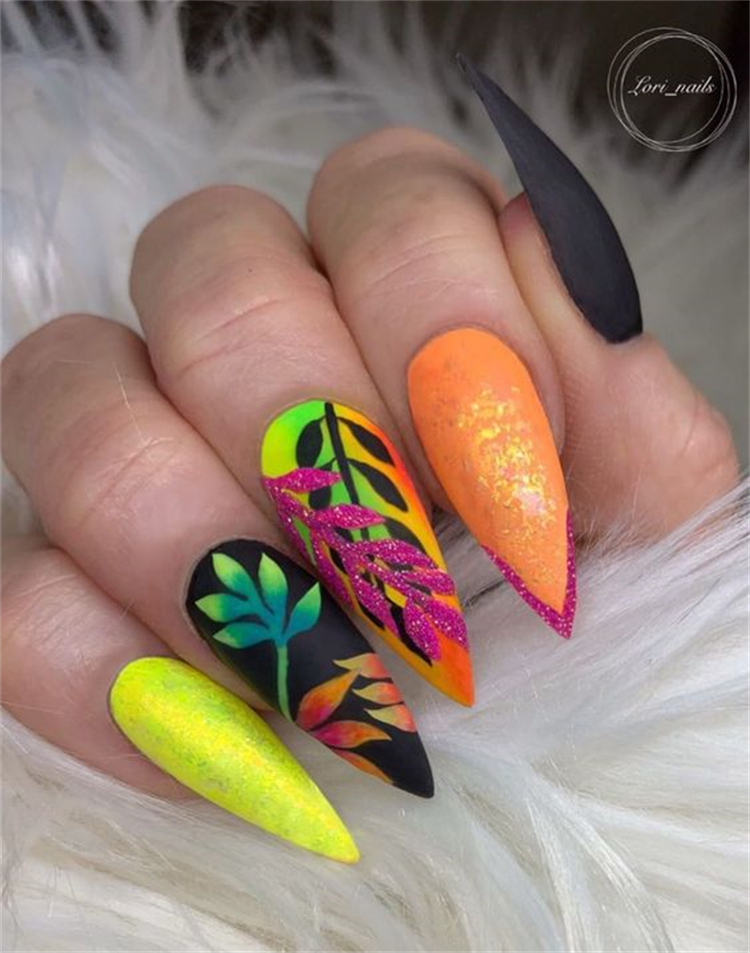 Pretty Summer Floral Nail Designs You Must Love; Summer Nails; Lovely Nails; Nails; Square Nails; Nail Design; Flower Nails; Floral Nail; Coffin Floral Nail; Stiletto Floral Nail; Square Floral Nail; #nails #summernail #flowernails #squarefloralnail #naildesign #coffinnail #stilettonail #summernaildesign #floralnail