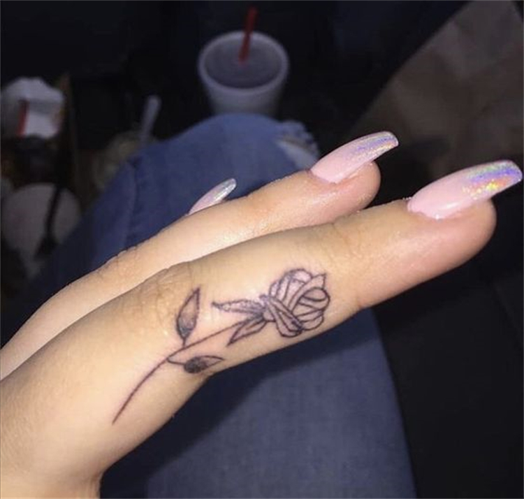 Gorgeous And Pretty Tiny Rose Tattoo Designs You Must Love; Rose Tattoo; Tattoo; Finger Rose Tattoo; Ear Back Rose Tattoo; Small Rose Tattoo; Ankle Rose Tattoo; Collarbone Rose Tattoo; Wrist Rose Tattoo; Shoulder Rose Tattoo; Sleeve Rose Tattoo; #rosetattoo #tattoo #smallrosetattoo #fingerrosetattoo #backrosetattoo #shouldrosetattoo #earbackrosetattoo #wristrosetattoo