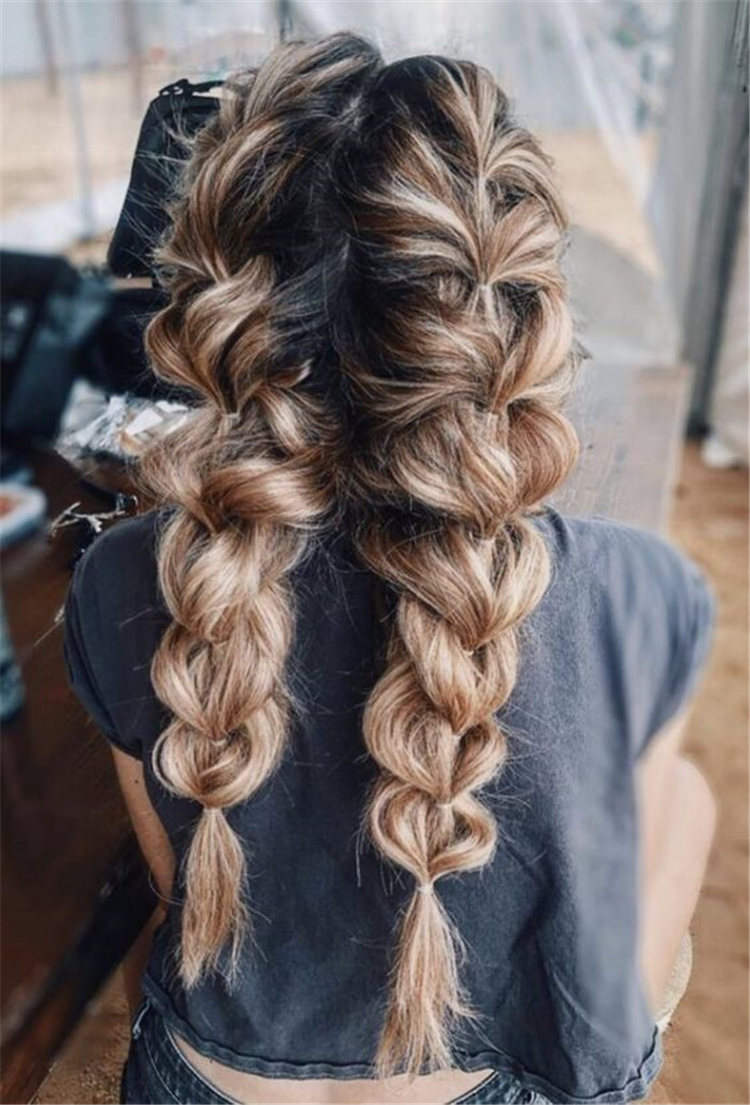Hairstyles, Braided Hair ,Girls Braided,Long Hair Waterfall,Side-comb braided hairstyle,Centrally divided pure side braided twist ,braided twist