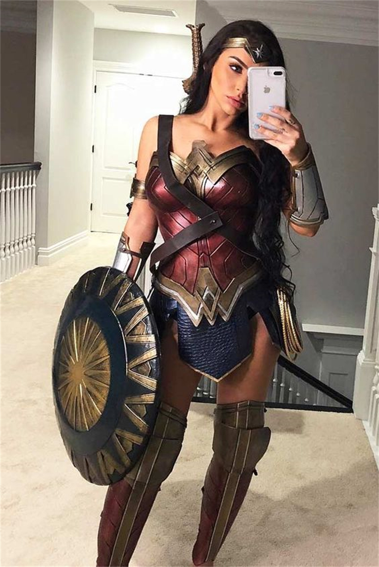 Sexy Halloween Costumes To Make Your Holiday Unforgettable; Halloween; Halloween Costumes; College Girl Halloween Costumes; Devil Halloween Costumes; Snow White Halloween Costumes; Wonder Woman Halloween Costumes; Catwoman Halloween Costumes; Witch Halloween Costumes #costumes #halloween #halloweencostumes #collegehalloweencostumes #witchcostumes #wonderwomanhalloweencostumes #devilcostumes #snowwhitecostumes