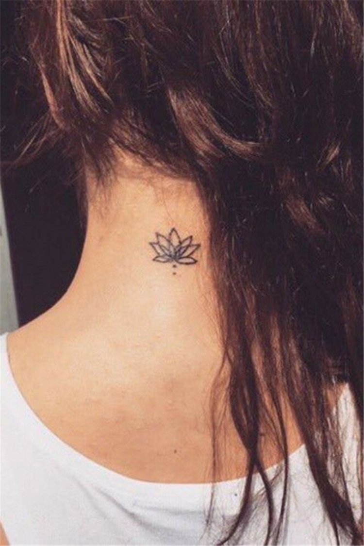 Tattoo,Unique,Stylish,Tattoo Designs,Ankle Flower Vine Tattoo,Bracelet tattoo,Tattoos on Girls Back Neck