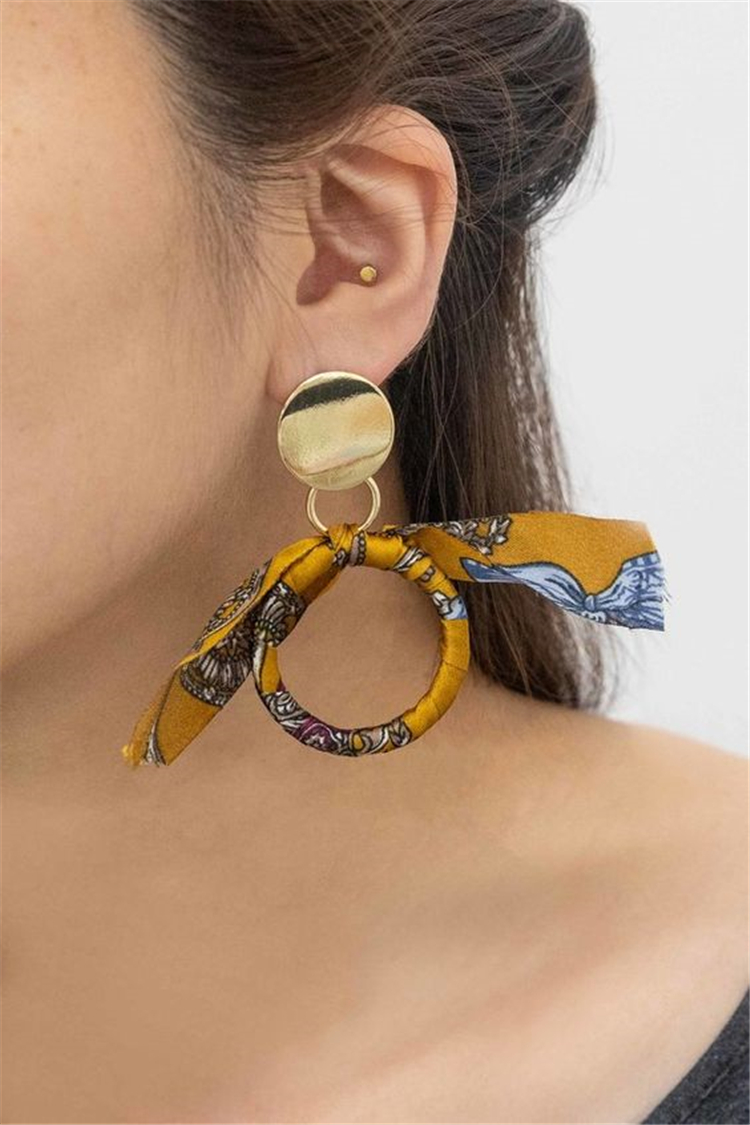 Temperament,Fashion ,Earrings,Winter,Tassel earrings,Plush earrings,Ribbon earrings