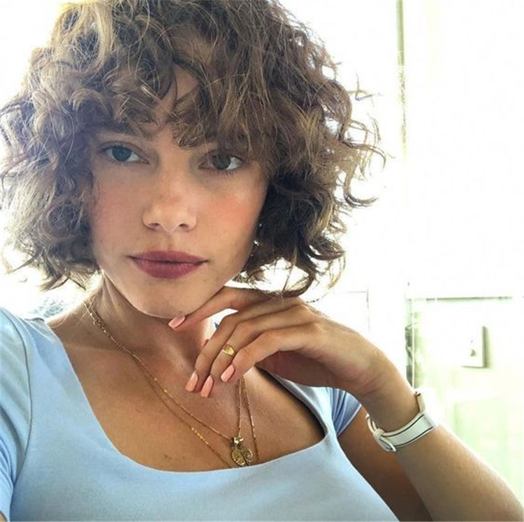 Popular,Hairstyle ,Short Hairstyle,straight hair,short hair,Super short girl short hair,French curly short perm,Natural short straight hair
