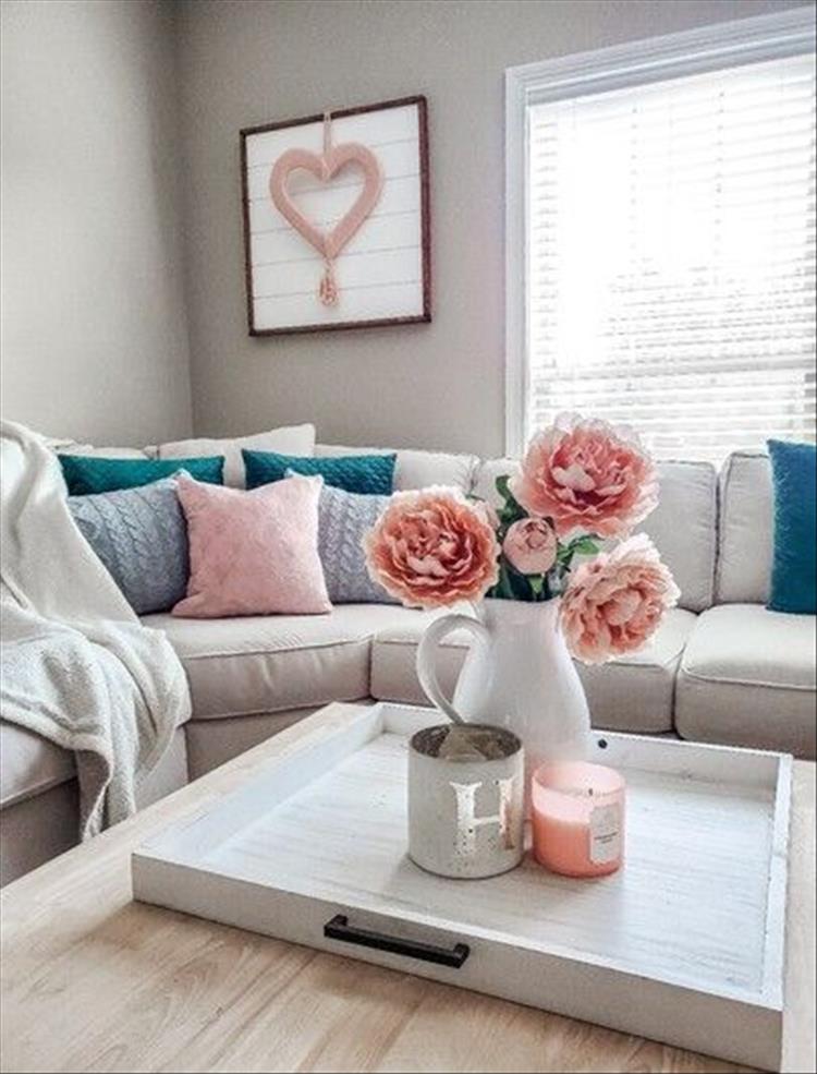 Mother's Day Home Decoration To Make Your Mom Happy; Mother's Day; home decor; home design; mother's day decoration; livingroom decoration; table setting; balloon decoration; #homedecor #balloondecoration #mother'sday #mothersday #holidaydecor #homedesign #livingroomdecor #tablesetting